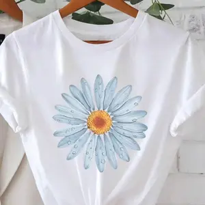 Women'S Casual Daisy Print T-Shirt  Short-Sleeved, Round-Neck, Lightweight And Breathable Summer Top, Bright Blue And White Design, Must-Have For Spring And Summer, Floral Print Shirt