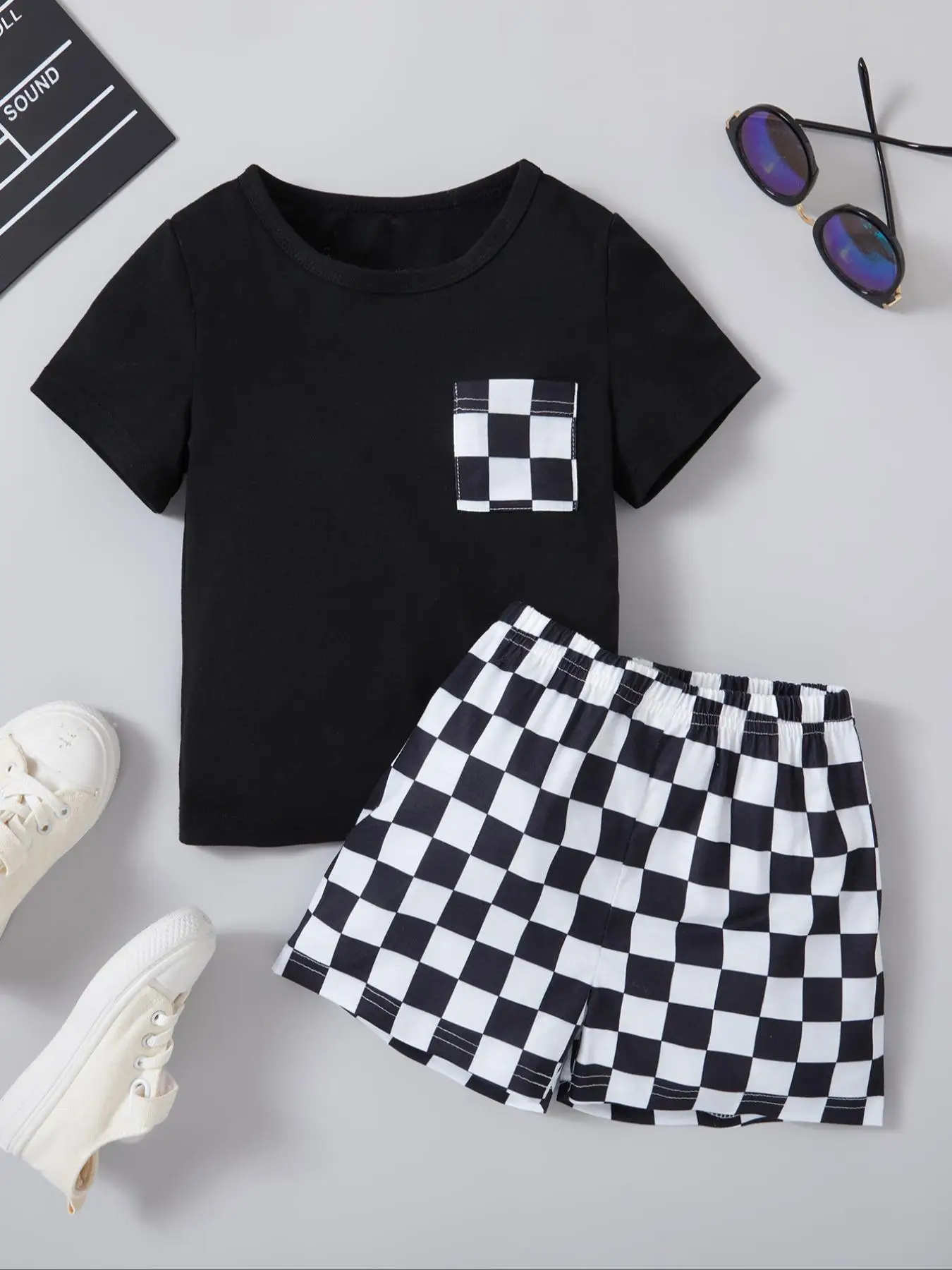 Two-piece Set Boy's Checkerboard Print Pocket Tee & Shorts Set, Casual Short Sleeve Round Neck T-shirt & Shorts, Summer Outfits Clothes for Kids