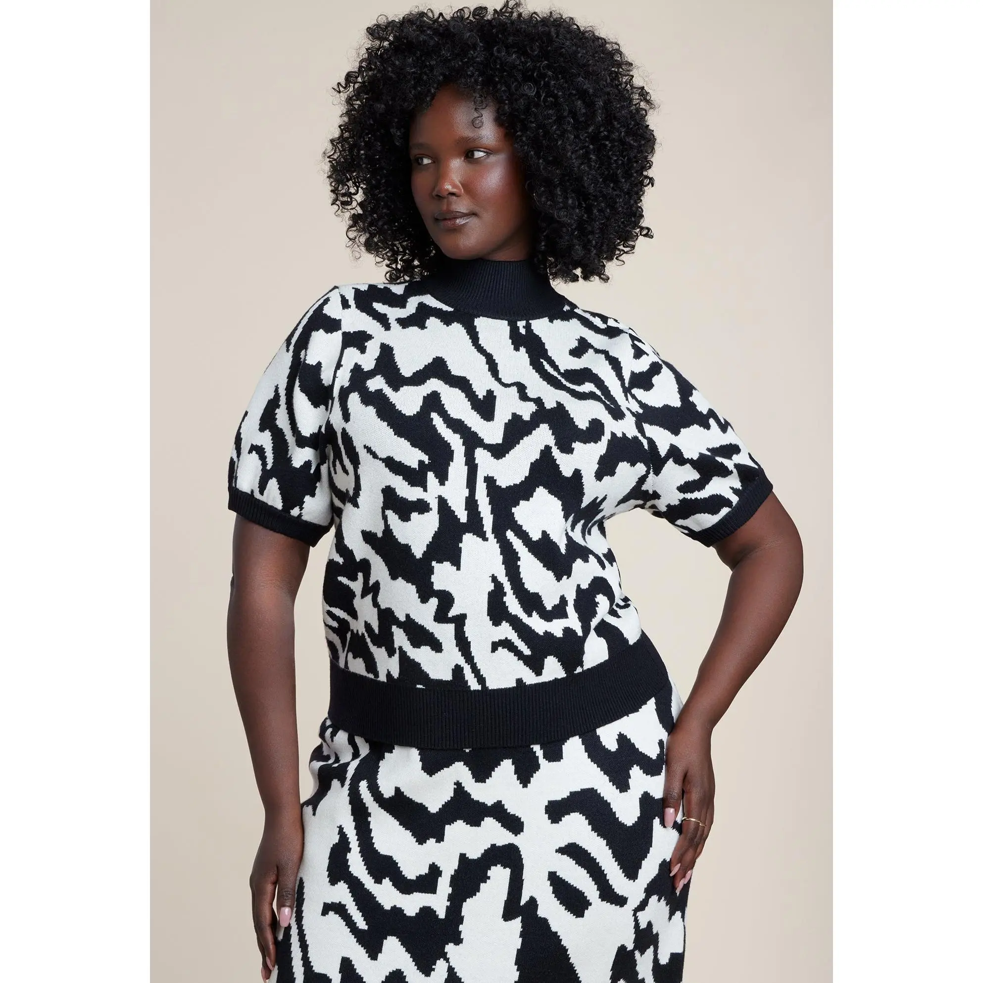 ELOQUII Women's Plus Size Cropped Intarsia Sweater