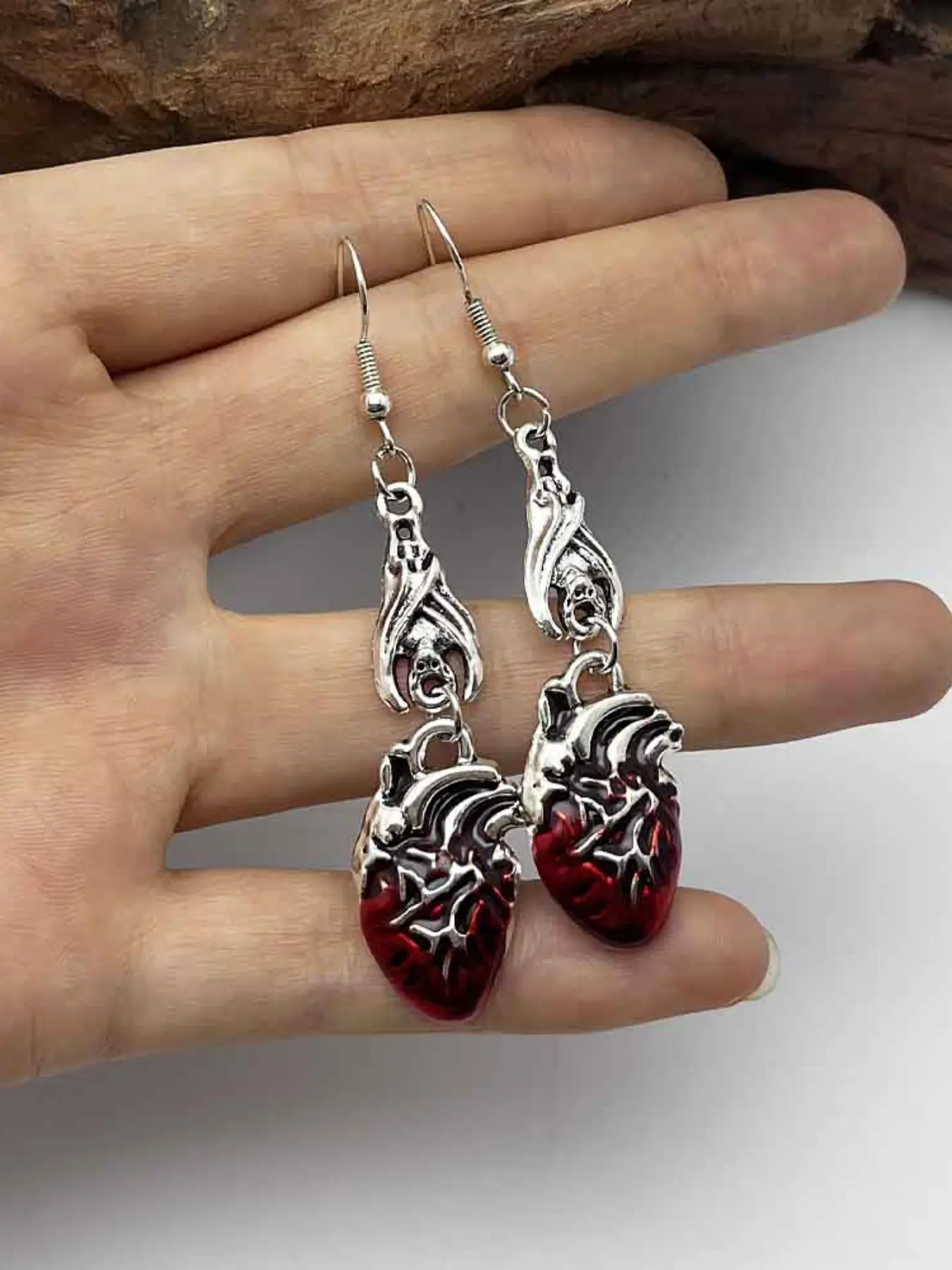 1 pair of Gothic vampire bat heart earring pendants Dangle Earrings stylish pagan witch jewelry with anatomical heart design perfect as a Halloween accessory or gift