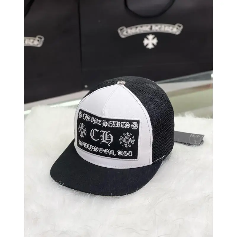 Vintage Chomper Hollywood Gothic Trucker Hat – Embroidered Lips Patch Mesh Snapback Baseball Cap for Men Women