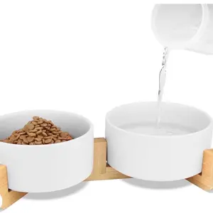 Pet bowls custom (with names/pictures)