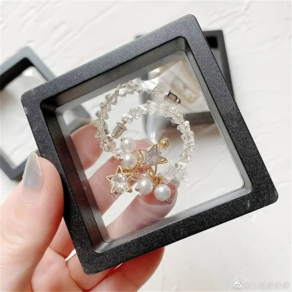 10-Pack 3D Floating Display Cases, Black Plastic Dustproof Jewelry Packaging, Transparent Hanging Storage Boxes for Necklaces, Bracelets, Rings, Coins, Earrings, Pins with Elastic Film, Ideal for Retail & Personal Use Gift Boxes
