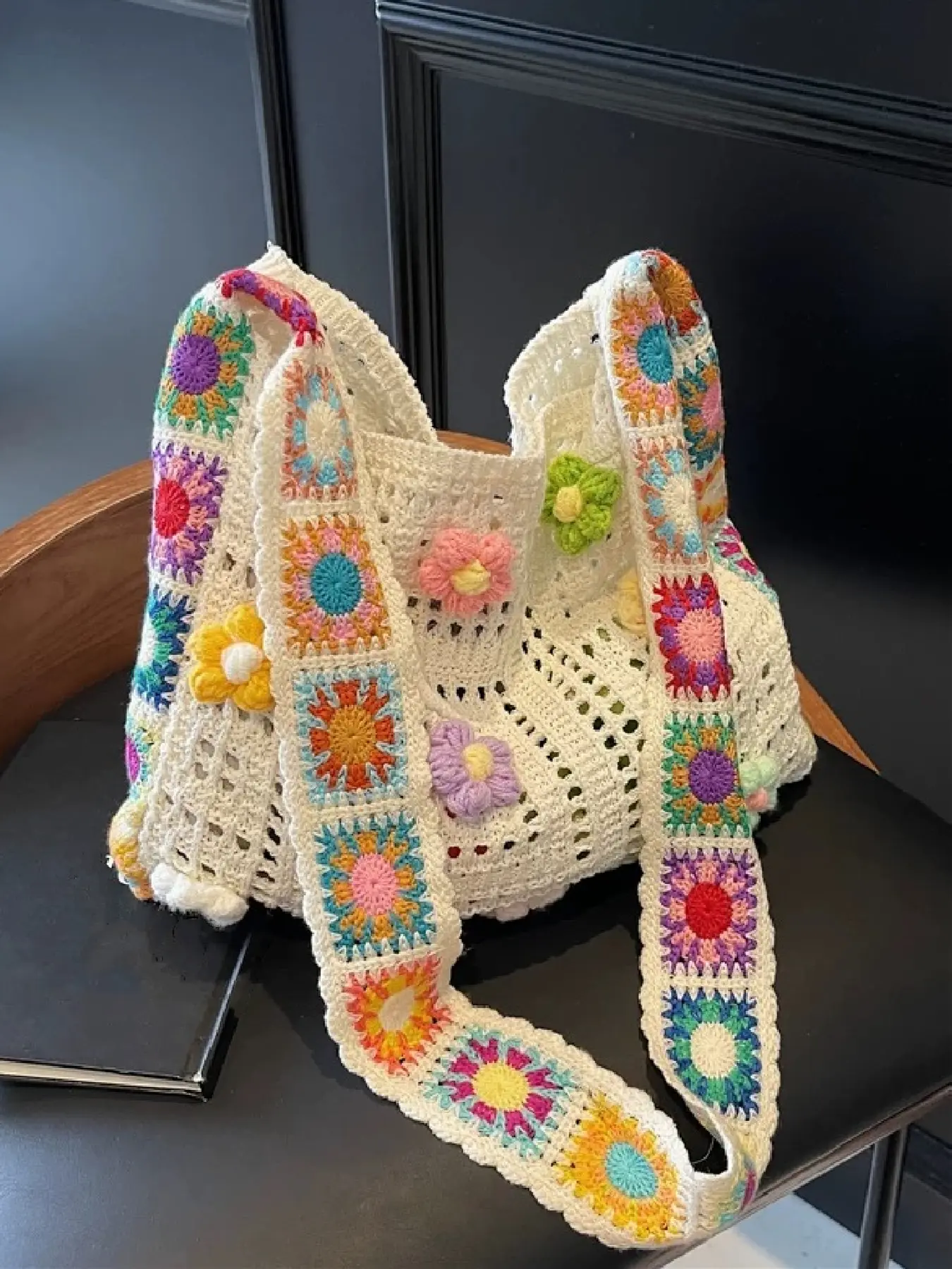 Ladies' daily fashionable bohemian style crossbody bag, Boho Style Crossbody, retro hollowed out floral contrasting shoulder bag, Fringe Hobo Bag, random floral pattern, Crossbody Crochet Bags, Stylish Crossbody