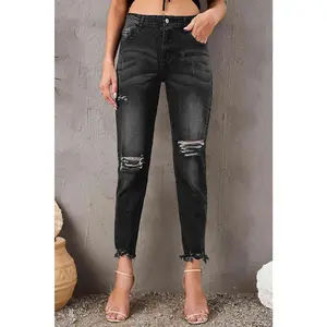 Stylish Distressed Cropped Jeans