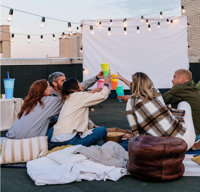 SIBAO 10 Pcs Plastic Color Changing Cups with lid and straws,24 oz Leak-proof Drink Tumblers for adults,Cold Drink Cups for Smoothie, fruit juices, yogurt, milk tea