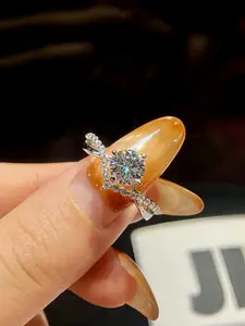 S925 Sterling Silver 1 Carat Synthetic Moissanite Ring, Luxury Wedding Engagement Ring for Women, Trendy All-match & Exquisite Jewelry for Birthday Gift