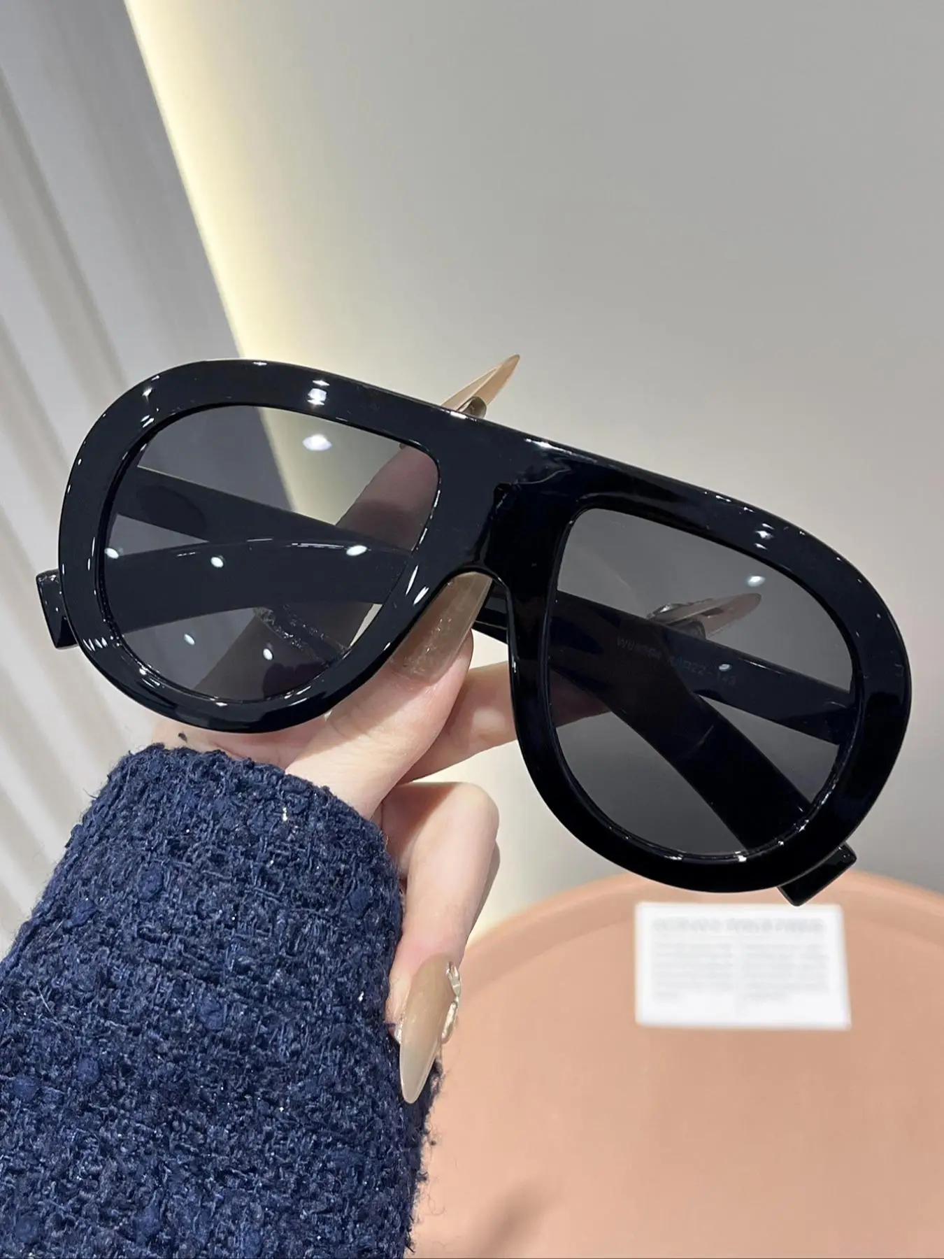 Unisex Fashionable All-match Tinted Lens Sunglasses, Trendy Casual Sunglasses for Everyday Use, Fashion Accessories for Outdoor Activities