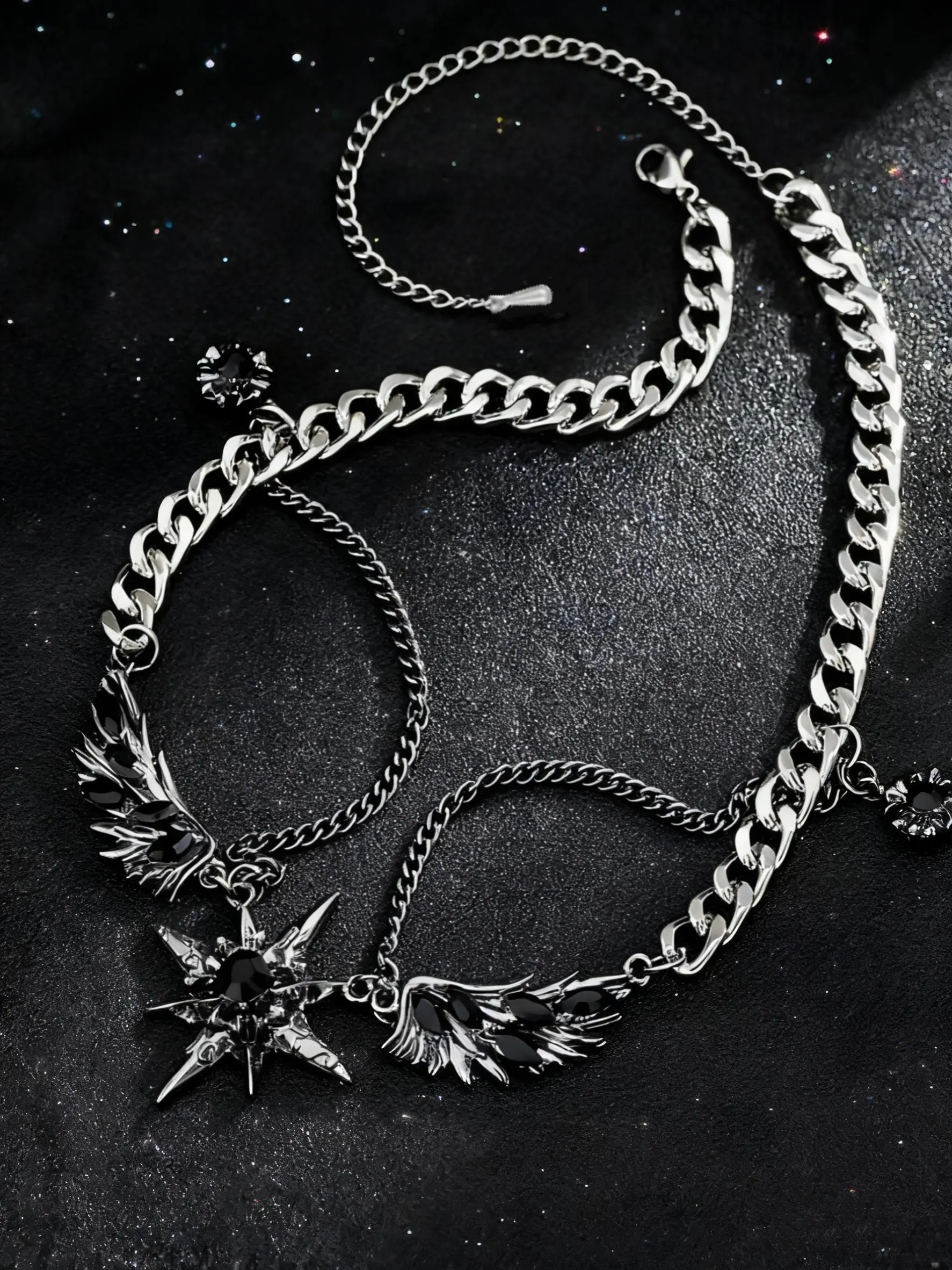 1pc Y2K Black Feather Wing & Star Pendant Necklace, Choker necklaces, Punk Grunge Choker Multi-Layer Stacked Stainless Steel Chain, Collarbone Chain Edgy Dark Jewelry For Music Dance Festivals Or Vampire-Themed Evening Glam, Modern Versatile Accessories