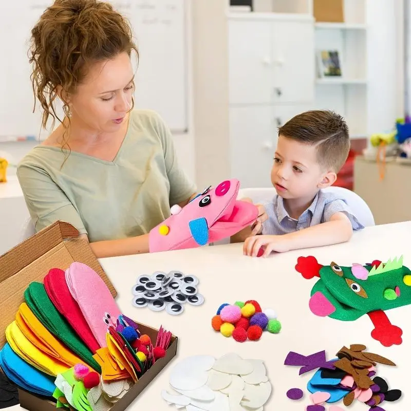 DIY Puppet Making Set: Handmade Material Felt Bag Puppet Toy (1 Set), Arts and Crafts Felt Socks Puppet Toy, Creative DIY Storytelling Role Playing Party Supplies, Gifts for Girls and Boys, Craft Kit