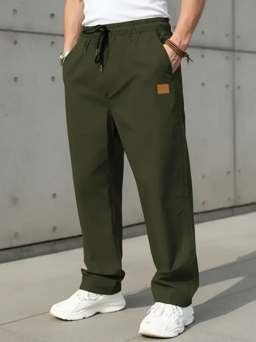 Men's Solid Pocket Design Drawstring Waist Pants, Casual Comfy Pocket Minimalist Trousers, Regular Fit Casual Fashion Patched Straight Leg Trousers for Daily Wear, Men's Bottoms for All Seasons, Casual Outdoor Trouser