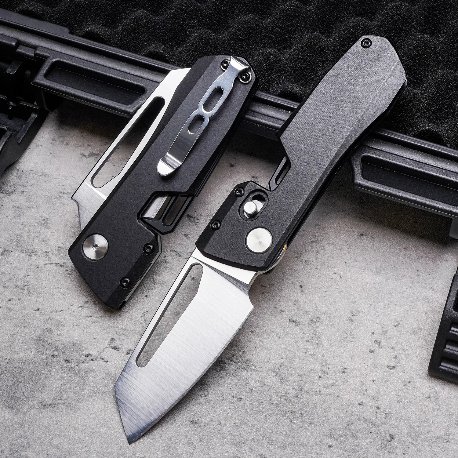 EDC Folding Pocket Knife - Aluminum Handle with Thumb Hole, Deep Slot Clip, Ultra-Hard Steel, Lightweight Outdoor EDC Tool, Survival Gear for Camping, Hiking, Outdoor Edc Tools