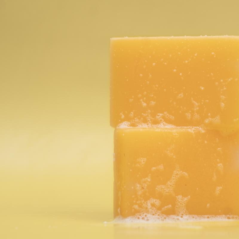 Junoone Kojic Acid Soap + African Net (2 Bars – Turmeric Formula) Dark Spot Remover & Scar Treatment – Enriched with Vitamin C, Hyaluronic Acid, Retinol & Shea Butter for Radiant, Even-Toned Skin (Citrus Scent)