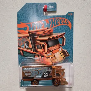 Hot Wheels 56th Anniversary Raijin Express Chase