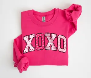 Preppy Valentines Day Sweatshirt, XOXO Sweater, Women's Retro Valentine Crewneck, Hugs and Kisses Pullover, Pink Valentine Sweater