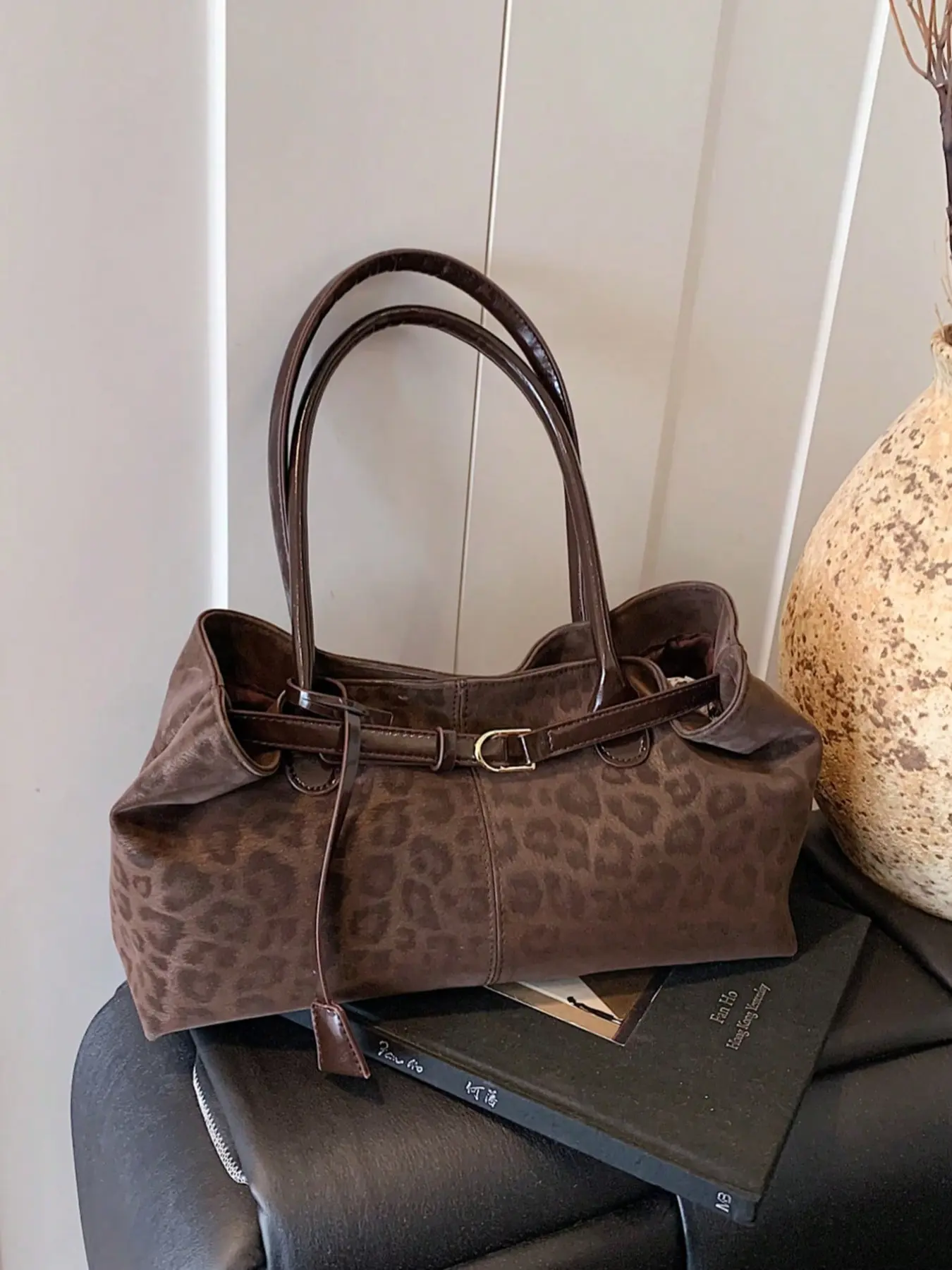 Women's Autumn Winter Fashion Single-Shoulder Tote Bag, Retro Leopard Print Handbag, Ideal for Class & Commuting, Cross-Body Carry, PU Tote Satchel, Trendy Crossbody Bag, Vintage Shoulder Bag, Fashionable Crossbody Bag