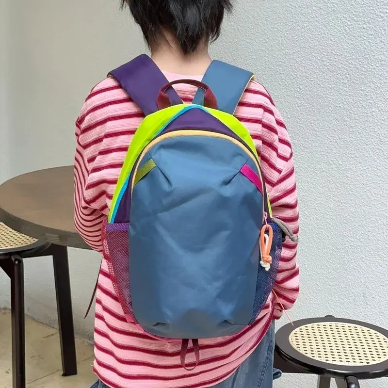 2026 New Fashion Outdoor Backpack Unisex Lightweight Durable Nylon Waterproof Modern Cool Color Block Design for Kindergarten