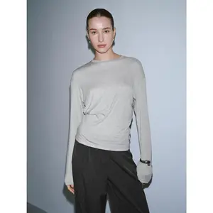 URBAN REVIVO 2026 Spring Women's Casual Minimalist Ruched Waist Crew Neck Long Sleeve T-Shirt UWH460011