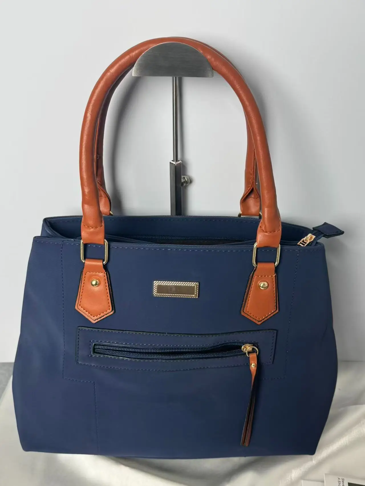 Classic Navy & Tan Commuter Tote | Two-Tone Professional Style