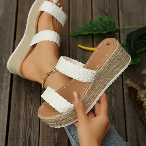 Women's Fashionable Plain Color Sandals, Thick Bottom Slippers, Casual Comfortable Platform Sandals for Summer, Lightweight Breathable Shoes for Daily Wear, Daily Fashion Footwear