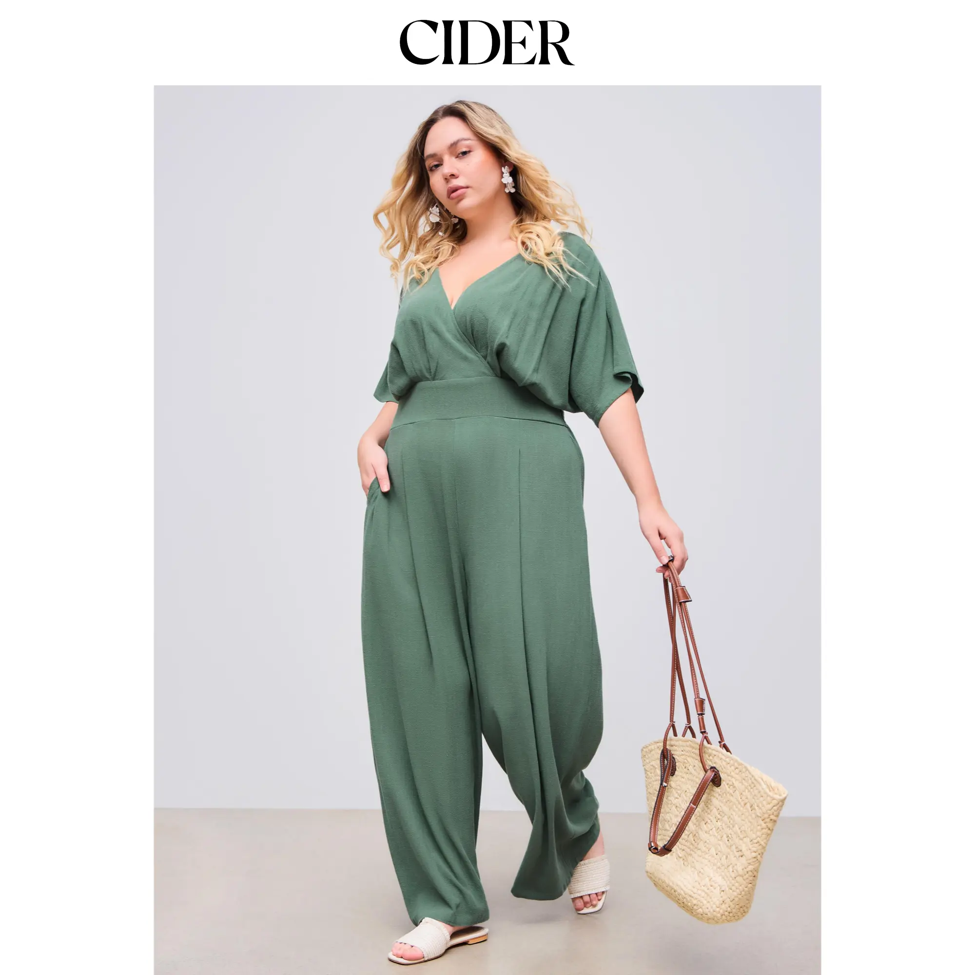 Cider Women's Fitted Linen-Blend Corset Jumpsuit with V-Neck and Pockets, Casual Solid Style for Curve & Plus, Overalls, Curvy-Friendly Overalls