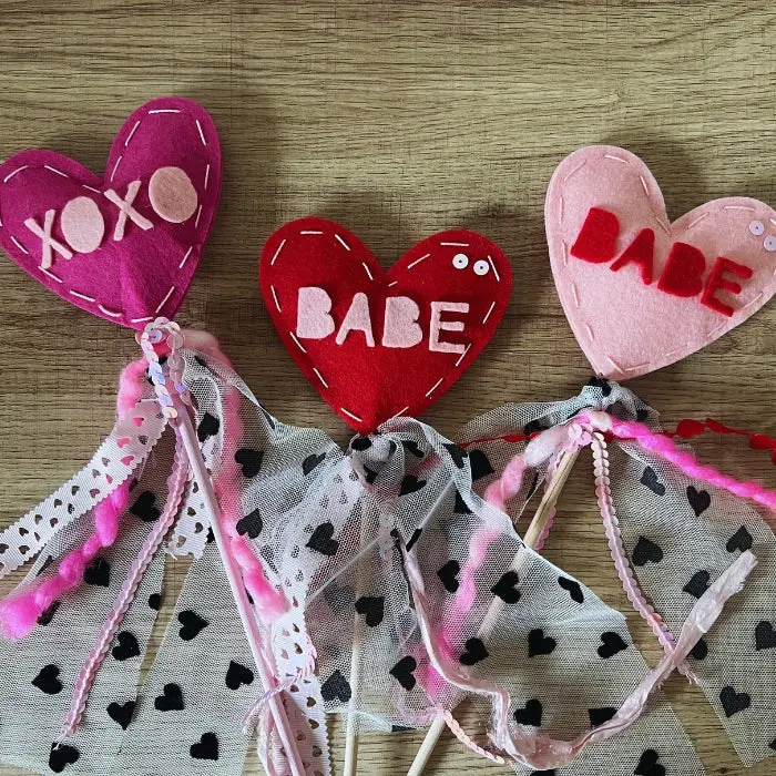 Valentines Felt Heart Wand