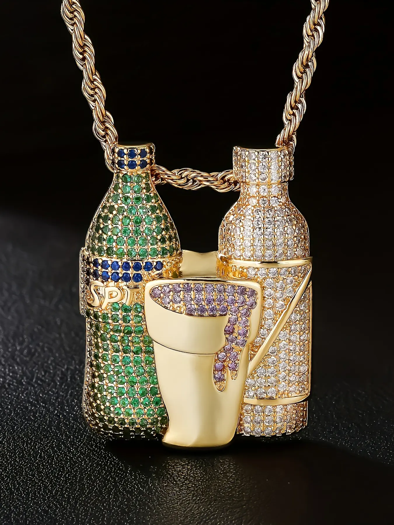 ICED CHICS Wine glass and beverage bottle pendant, Cuban Link Design, Cuban Link Chain, Cuban Necklace, a unique accessory, suitable for daily wear, made of copper inlaid zircon material