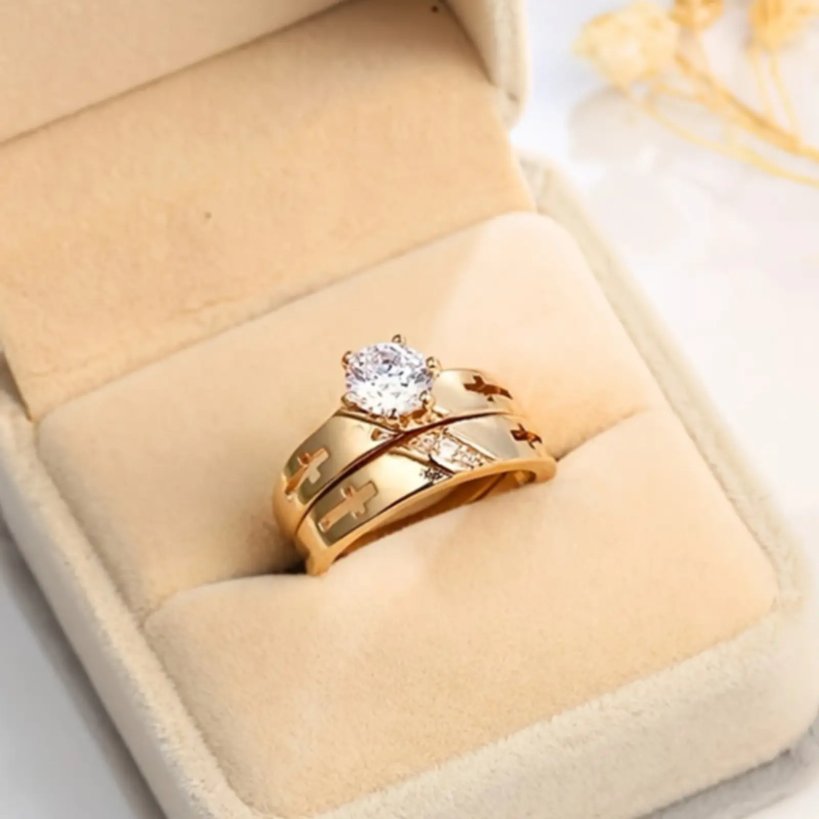 Two fashionable 14k gold-plated couple rings for men and women, perfect as anniversary jewelry gifts, engagement rings, everyday wear, and Valentine's Day gifts.