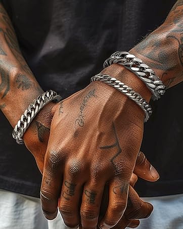 Viking Thor's Hammer Talisman Necklace for Men, Vintage Norse Mjolnir Amulet Pendant with Sturdy Wheat Chain, Stainless Steel Jewelry (Gift Box)