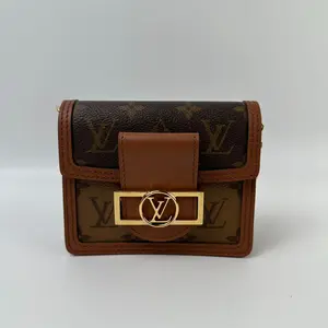 Pre-owned Louis Vuitton leather Crossbody Bags lv dauphine supermini crossbody