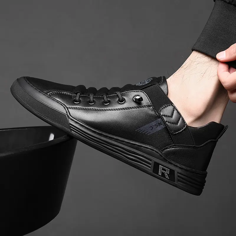 Men's Black Low Top Business Casual Athletic Trainers - New York Design Footwear, Elastic Band, Lightweight, Non-Slip, Wear-Resistant, Synthetic Leather, Rubber Sole, Stain-Resistant, Laces, Ideal for Driving, Training