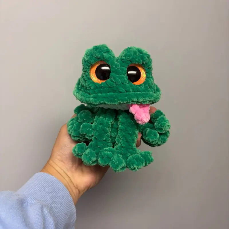 Tree frog plush