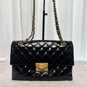 Pre-owned CHANEL Black Patent Leather Classic Chain Bag|20836709