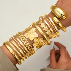 13pcs Fashionable Minimalist Elegant Vintage Design Geometric Clasp Flower Chain Beaded Elastic Chunky Metal Bracelet Set, Suitable For Holiday, Party, Daily Wear, Gift