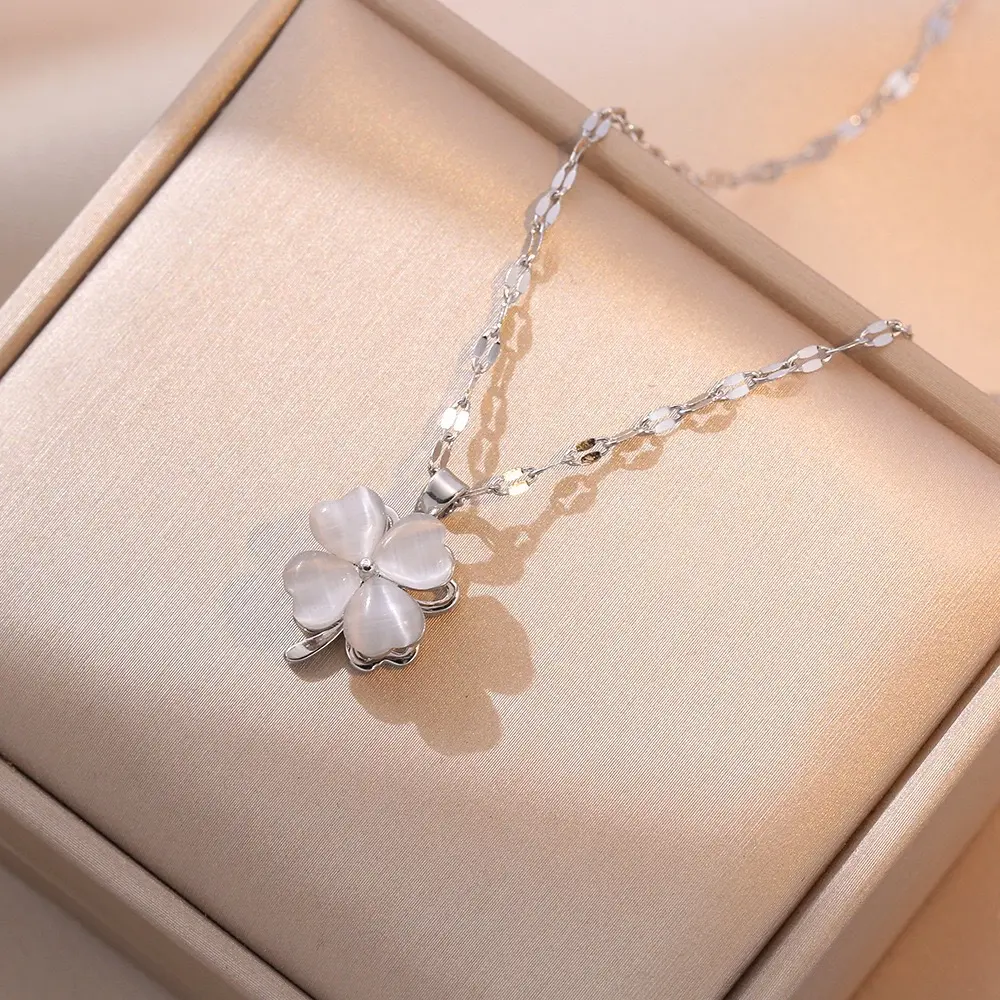 X0129 White Cat Eye Necklace