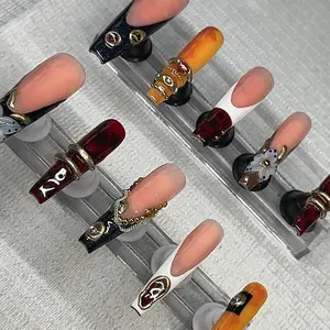 Press-On Nail Set - Winnie