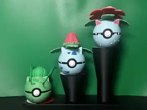 Bulbasaur Evolutions Box (Bulbasaur, Ivysaur, & Venusaur Pokeballs)