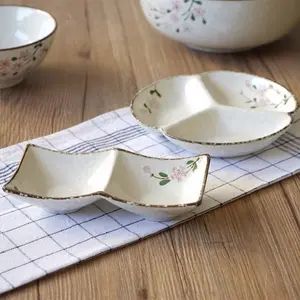 Three-grid plate fruit plate simple ceramic tableware side dish platter ceramic bowl high temperature resistant Japanese style painted rice bowl