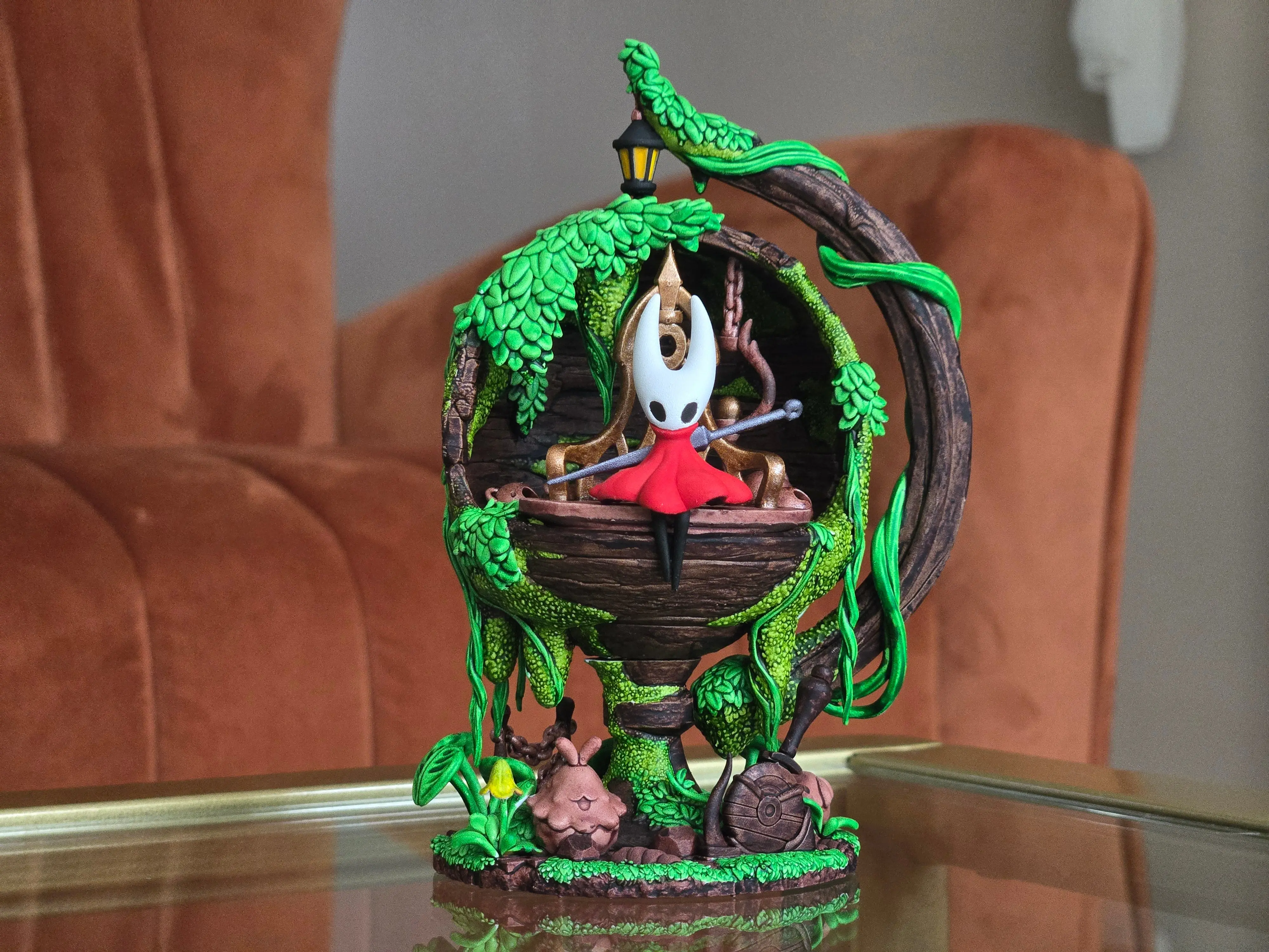 Hand-Painted Hornet Diorama – 5" Tall