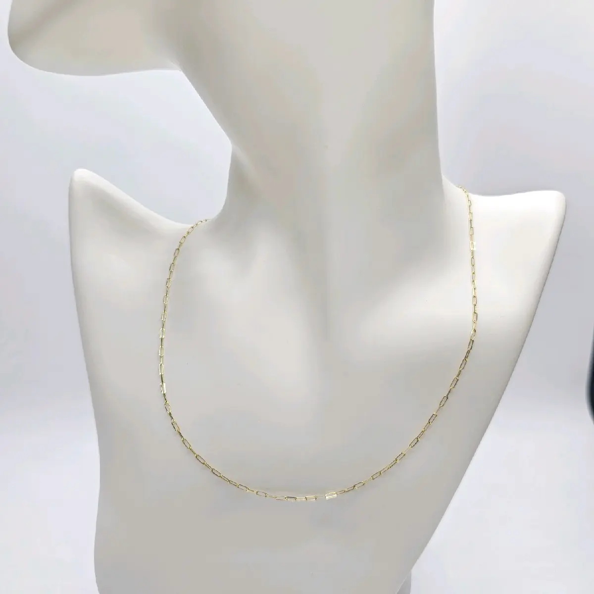 Cadena Paper Clip nec