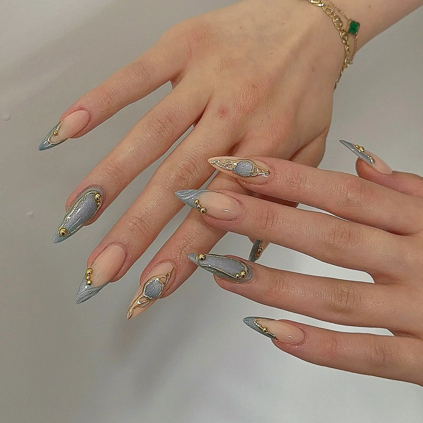 24pcs Long Sharp Press-On Nails Royal Vibe Regal Aesthetics Stripe & Beads French Nail Art Manicure, Includes Jelly Glue and File, Stick On Nails Nail Kit Set