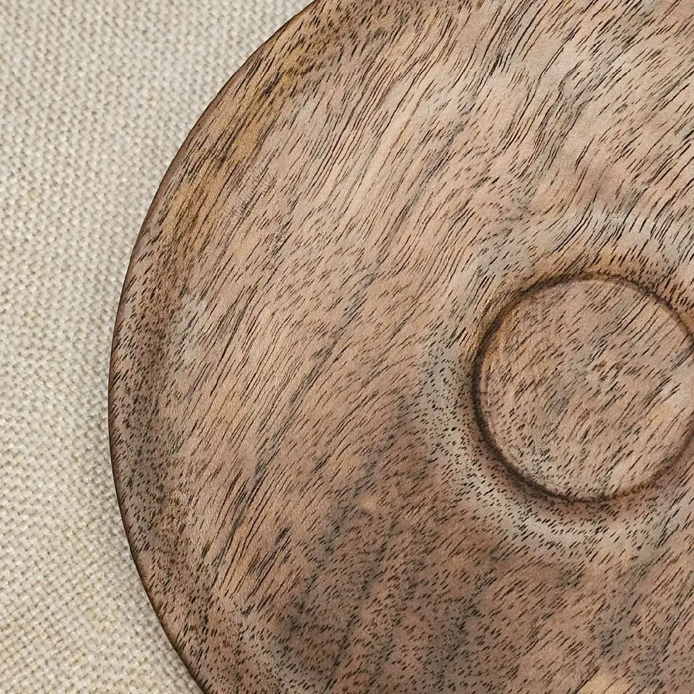 Wooden plate
