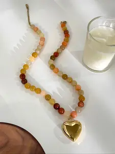 Boho Style Heart Pendant Necklace, Natural Stone Beaded Chain, Stainless Steel Plated, Heart Shaped Necklace, Handmade Jewelry for Women Summer Beach Vacation