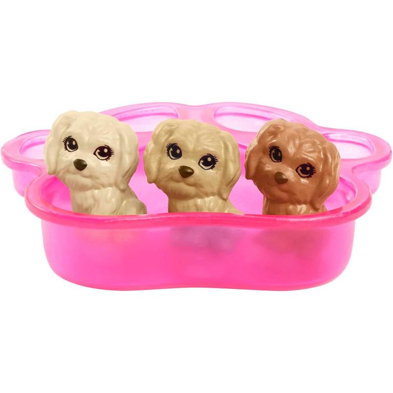 Barbie Doll & Pets Set, Blonde with Mommy Dog, 3 Newborn Puppies with Color-Change Feature & Pet Accessories