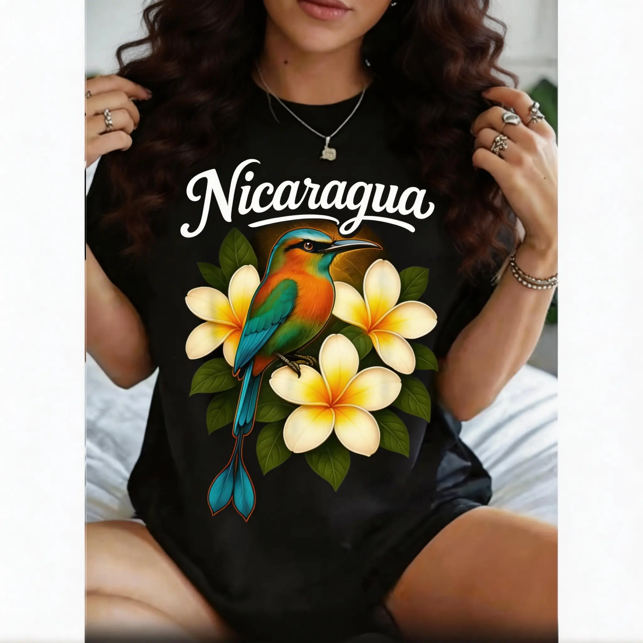 Nicaragua Guardabarranco Unisex   T-Shirt