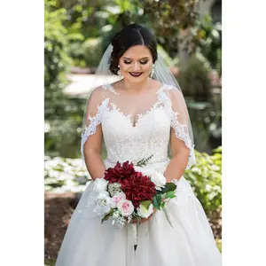Elbow Length Wedding Veil with Lace Trim, Short Bridal Veil