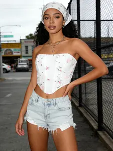 Korean Style Sweetheart Neckline Tank Top, Base with Flower Embroidery, Slim Fit Mesh Overlay, Spring Fashion