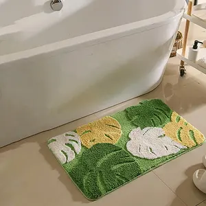 One soft and non-slip floor mat with a green leaf pattern, made of tufted material and ultra-fine fibers. Suitable for the living room, kitchen and bathroom entrance. door mat rug Bath cozy Pattern Rug Carpet