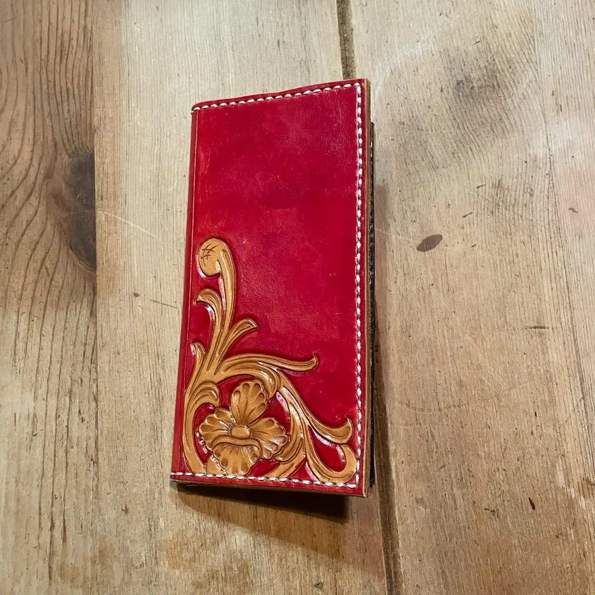 Red corner floral roper wallet
