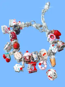 Cute Fruit Cake Charm Bracelet, Adjustable DIY Bead Necklace, Strawberry Cherry Pendant, Heart Butterfly Design, Perfect Gift for Friends